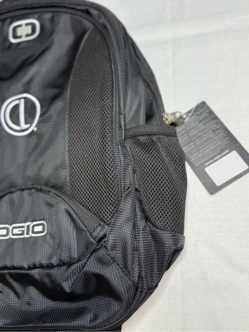OGIO Bullion Backpack Black/Silver Padded New With Tags Company Logo